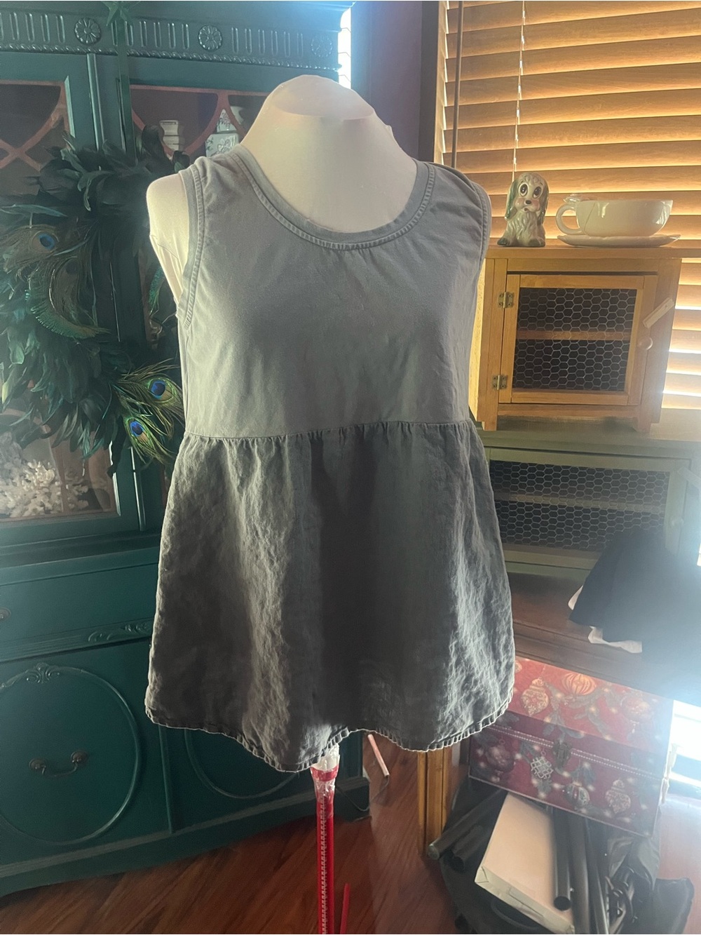 Women's Sleeveless Peplum Tank Top - Gray